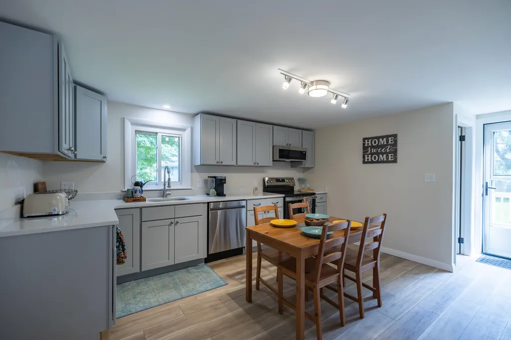 27 Oriole Street Westbrook ME 04092