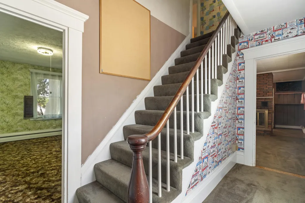 142 Windsor Road China ME 04358