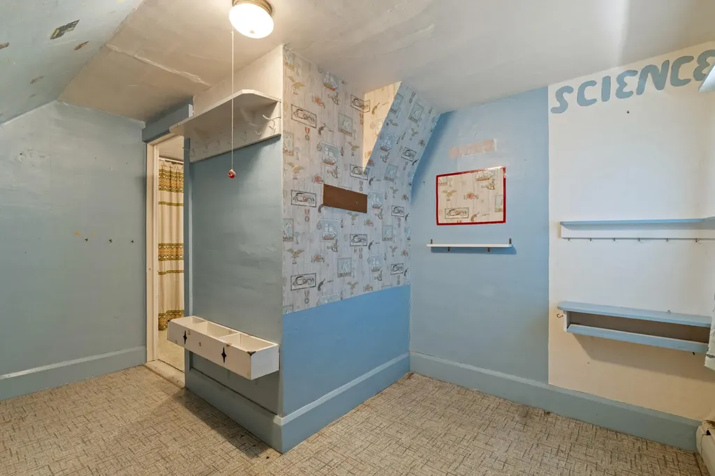 142 Windsor Road China ME 04358