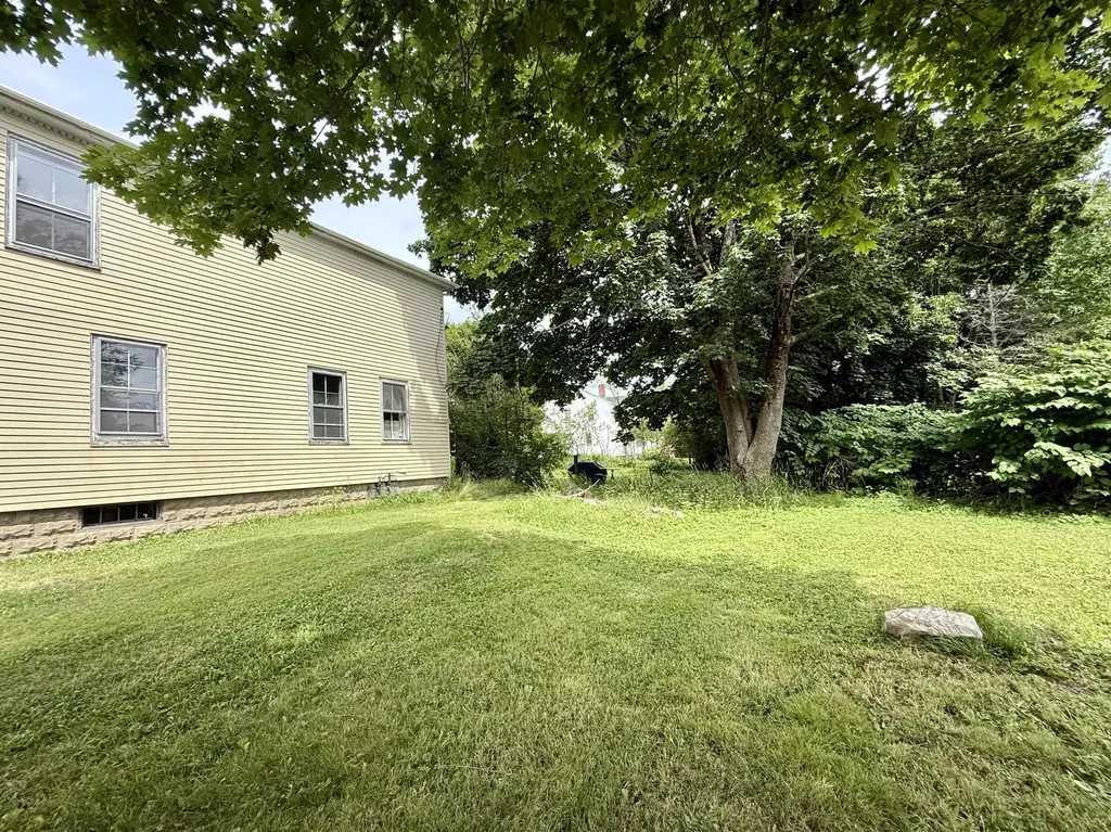 3 Willow Street Eastport ME 04631