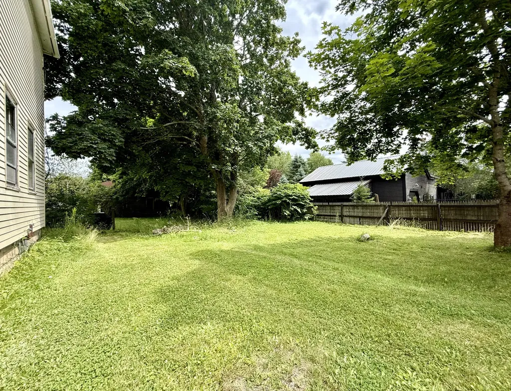 3 Willow Street Eastport ME 04631
