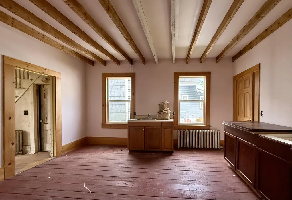 3 Willow Street Eastport ME 04631