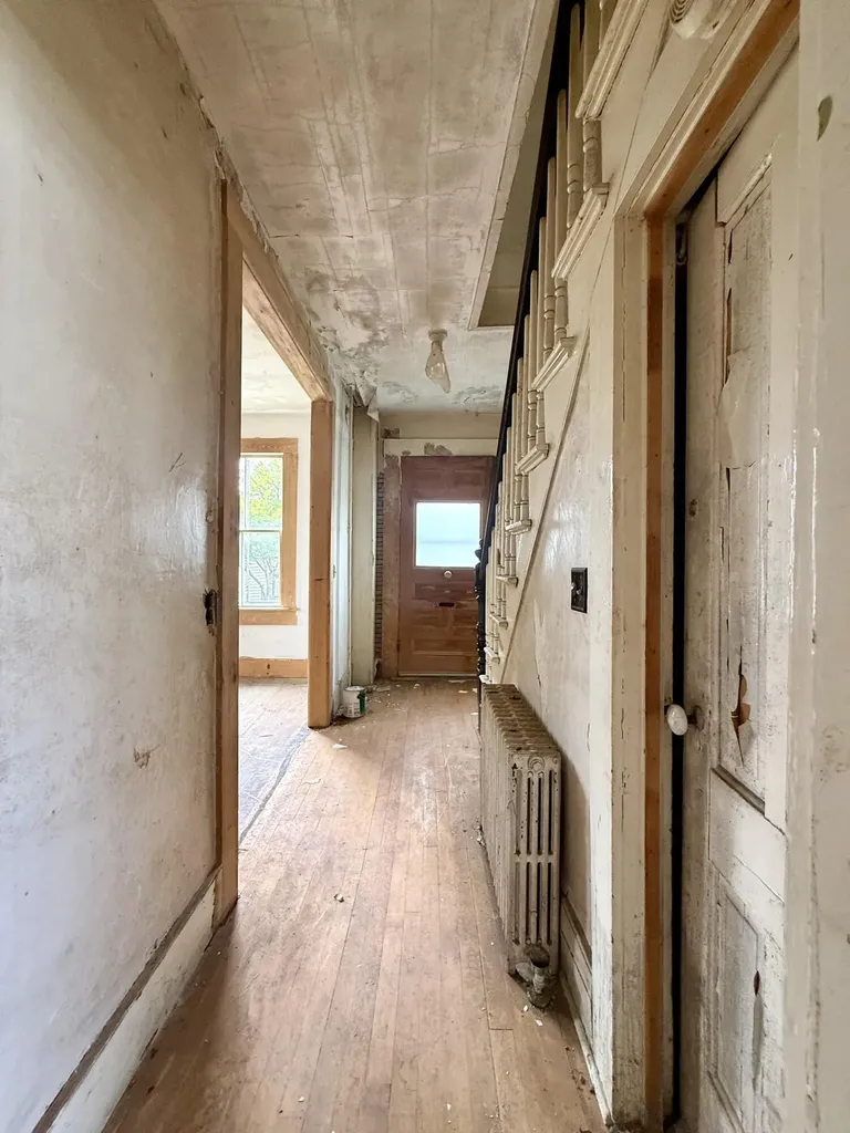 3 Willow Street Eastport ME 04631