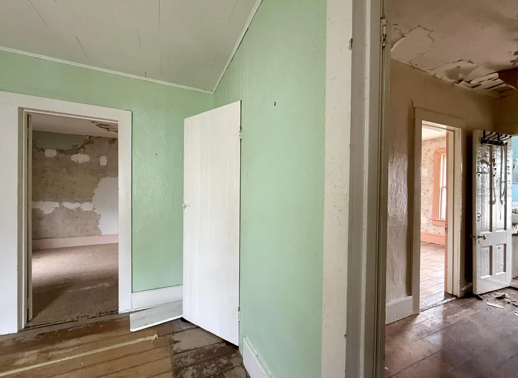 3 Willow Street Eastport ME 04631