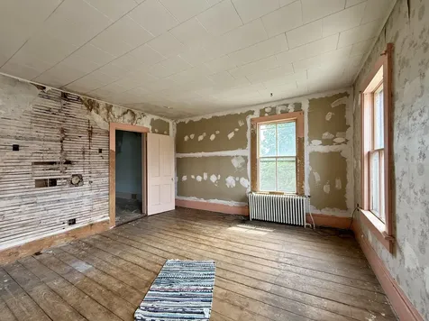 3 Willow Street Eastport ME 04631