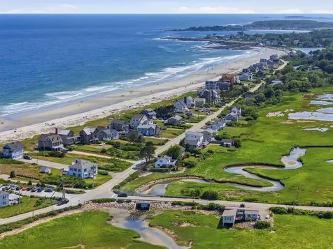 18-22 Fortunes Rocks Road Biddeford ME 04005