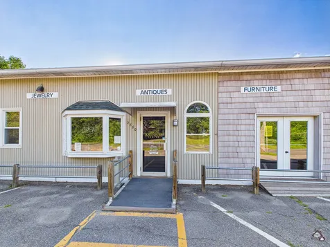 2880 Riverside Drive Vassalboro ME 04989