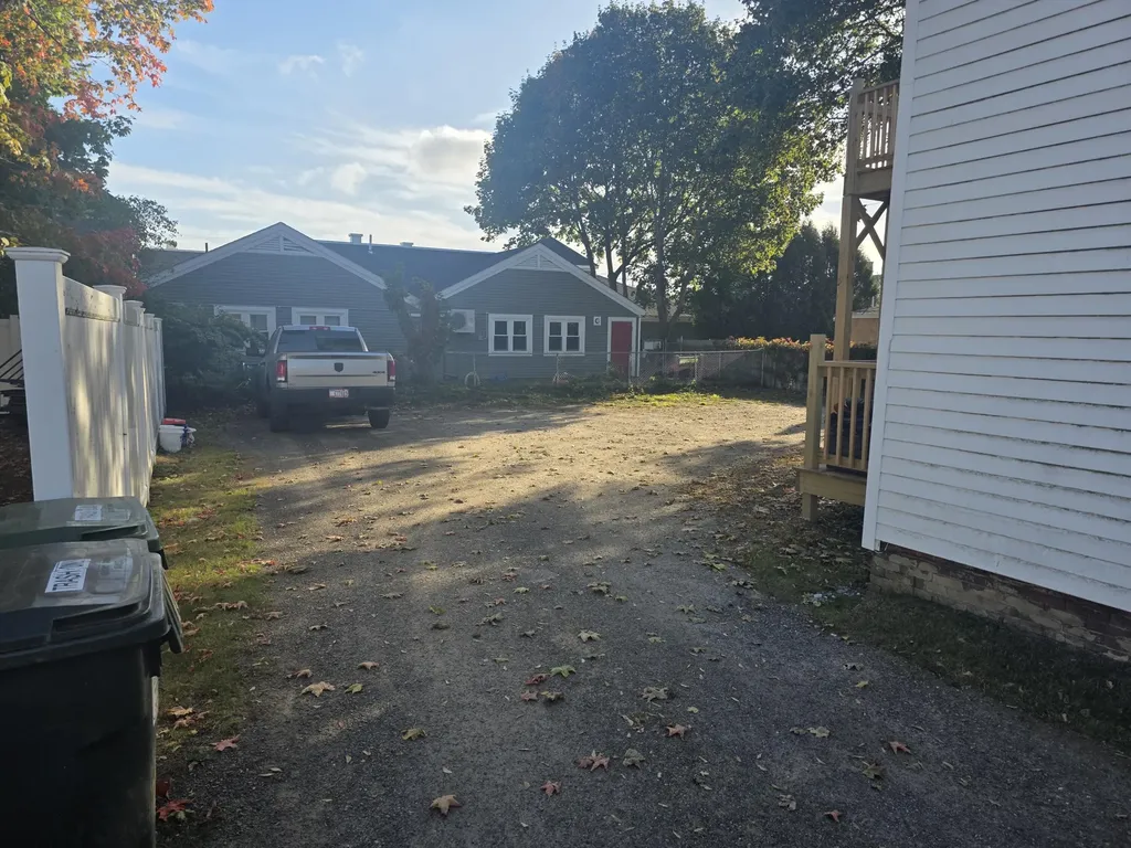 12 Grace Street Rockland ME 04841