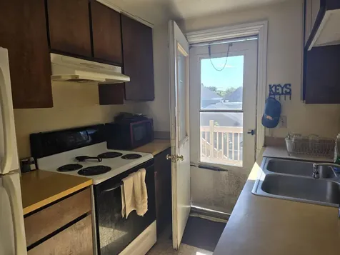 12 Grace Street Rockland ME 04841