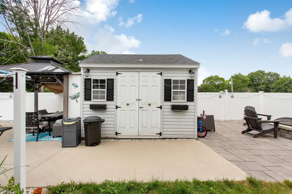 19 Kilby Street Sanford ME 04073
