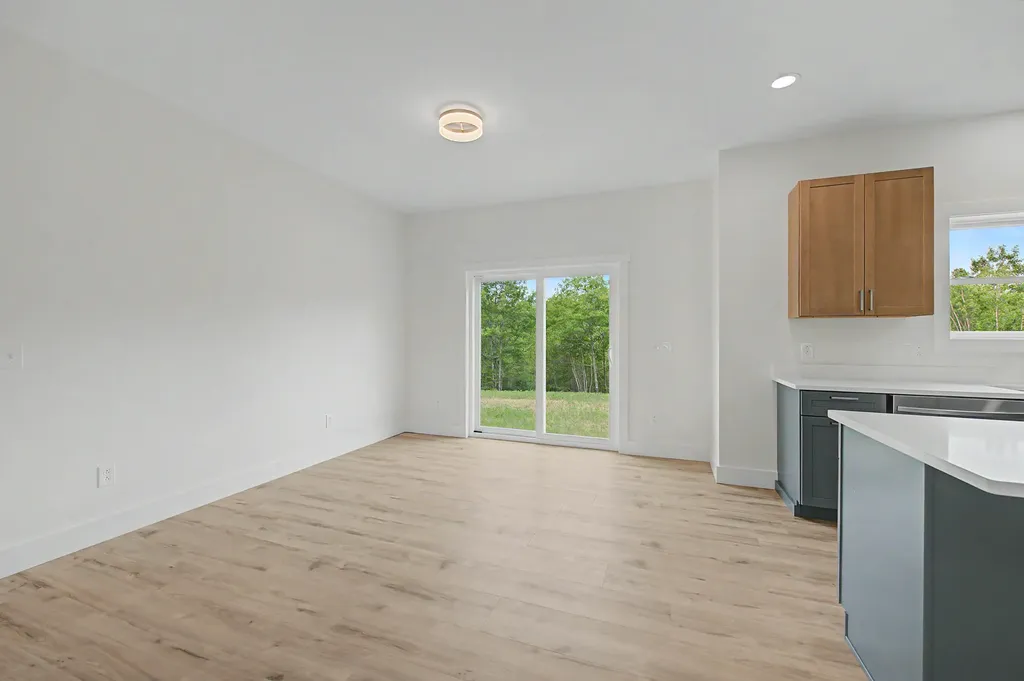18 Rockwood Estates Windsor ME 04363