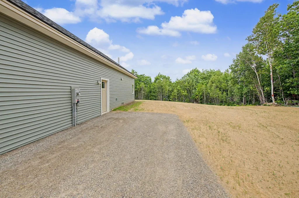 18 Rockwood Estates Windsor ME 04363