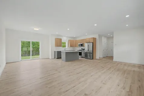 18 Rockwood Estates Windsor ME 04363