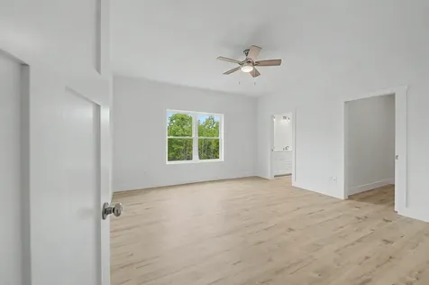 18 Rockwood Estates Windsor ME 04363