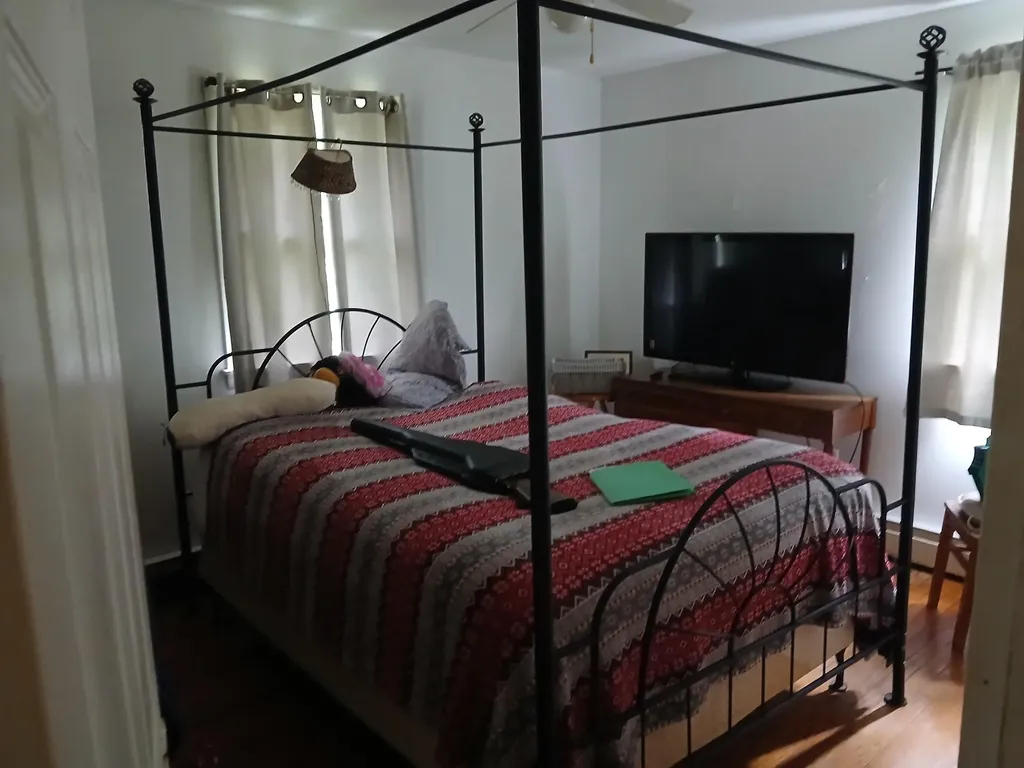 3204 Union Street Glenburn ME 04401