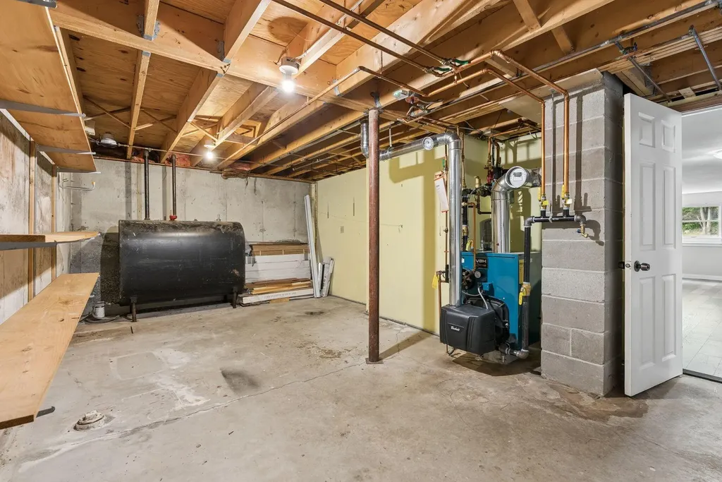 5 Summit Circle Westbrook ME 04092