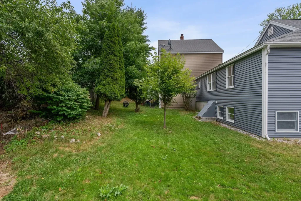 5 Summit Circle Westbrook ME 04092