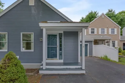 5 Summit Circle Westbrook ME 04092