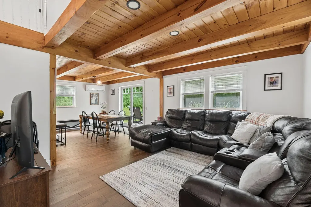 31 Station Hill Road Vassalboro ME 04989