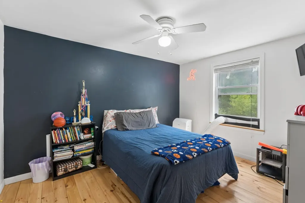 31 Station Hill Road Vassalboro ME 04989