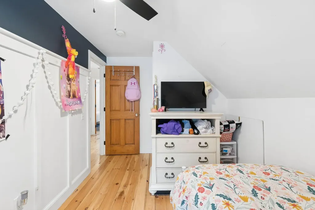 31 Station Hill Road Vassalboro ME 04989