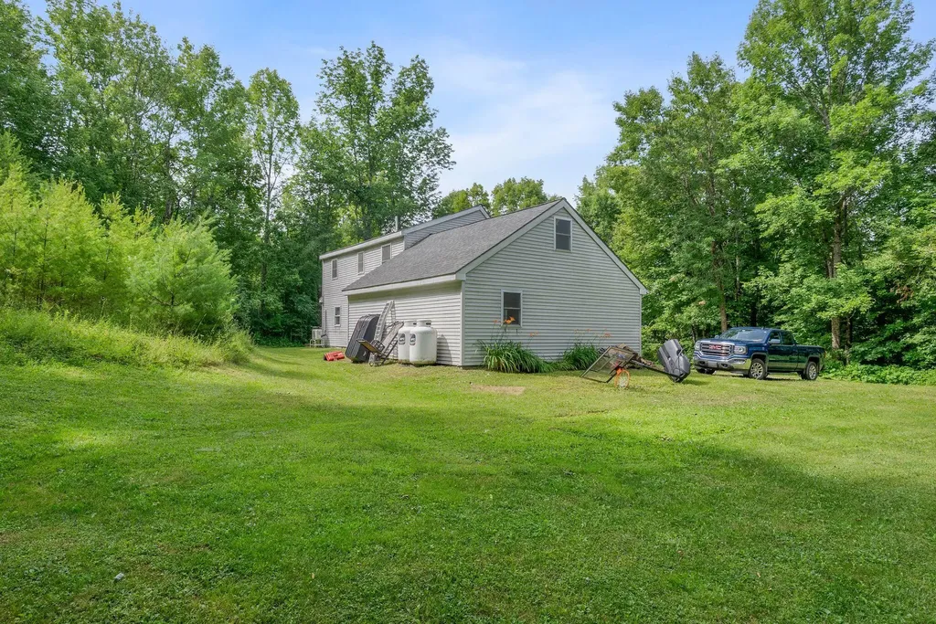 31 Station Hill Road Vassalboro ME 04989