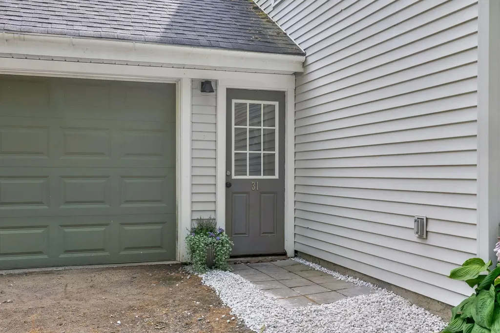 31 Station Hill Road Vassalboro ME 04989