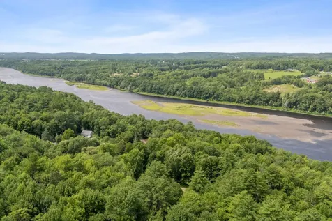 31 Station Hill Road Vassalboro ME 04989