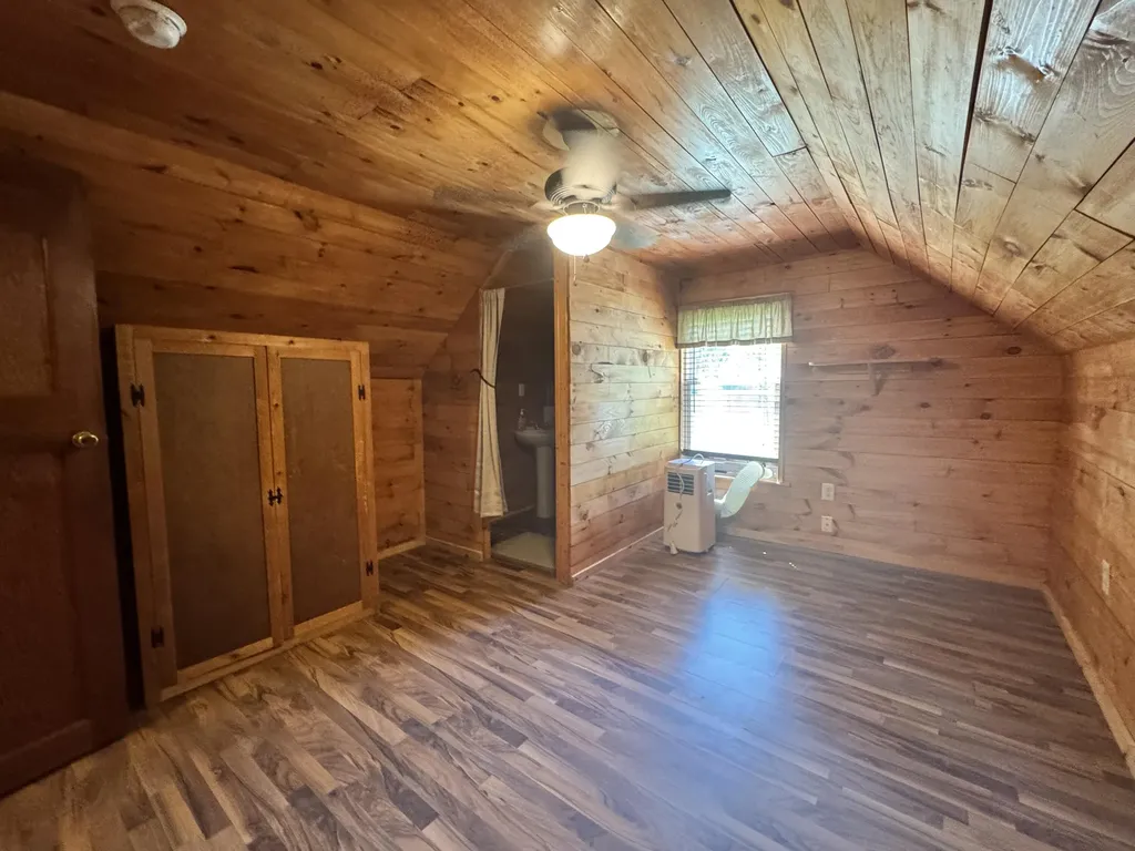 1776 Perkins Ridge Road Auburn ME 04210