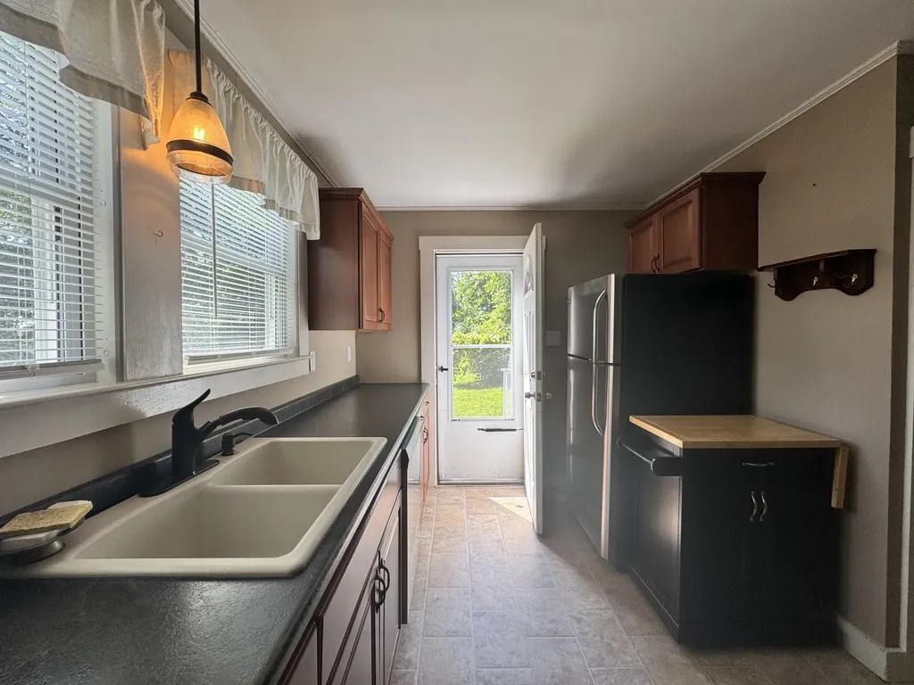 1776 Perkins Ridge Road Auburn ME 04210