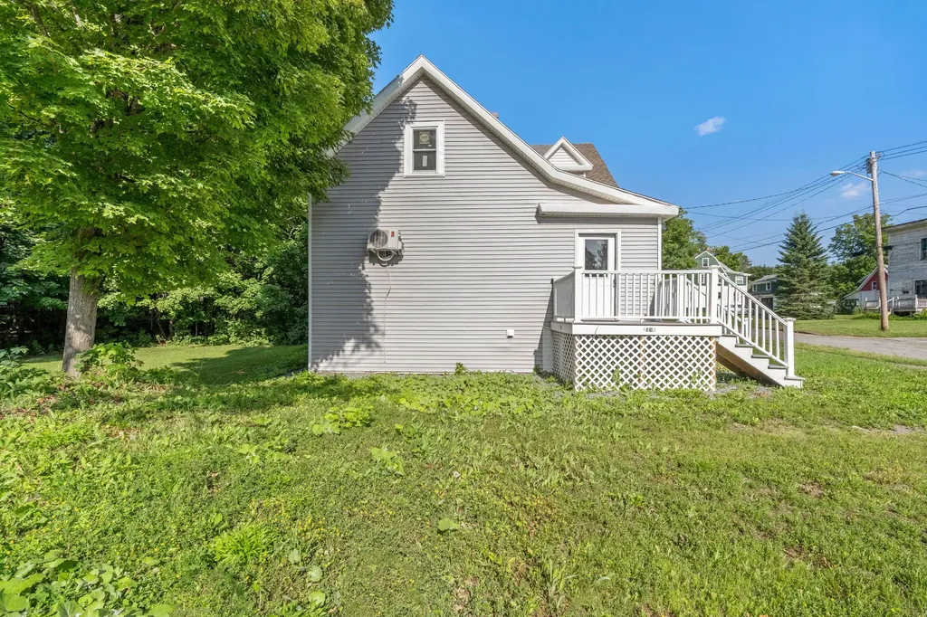 2 Watson Avenue Houlton ME 04730
