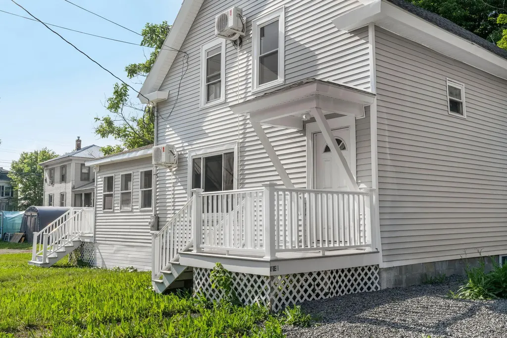 2 Watson Avenue Houlton ME 04730