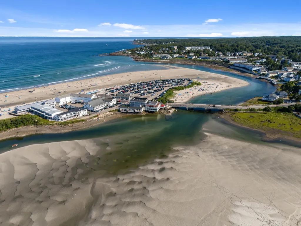 20 Shore Road Ogunquit ME 03907