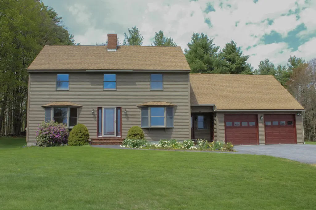 44 Dolloff Road Gorham ME 04038
