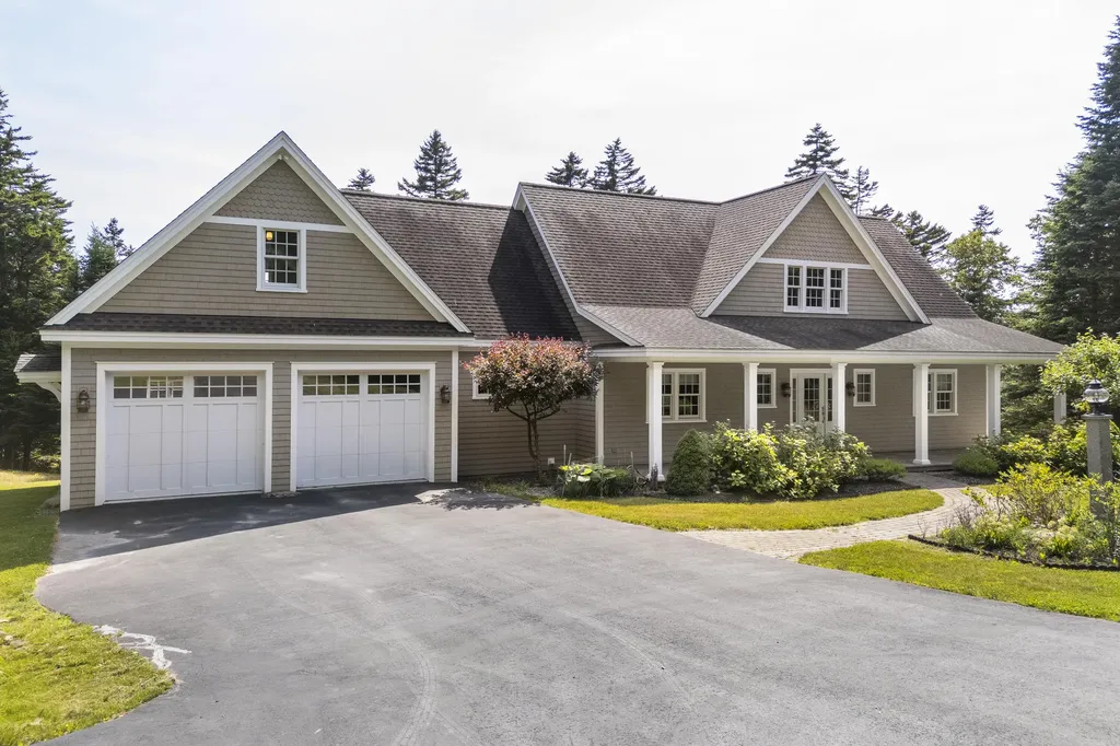 75 Stowaway Road Southport ME 04576