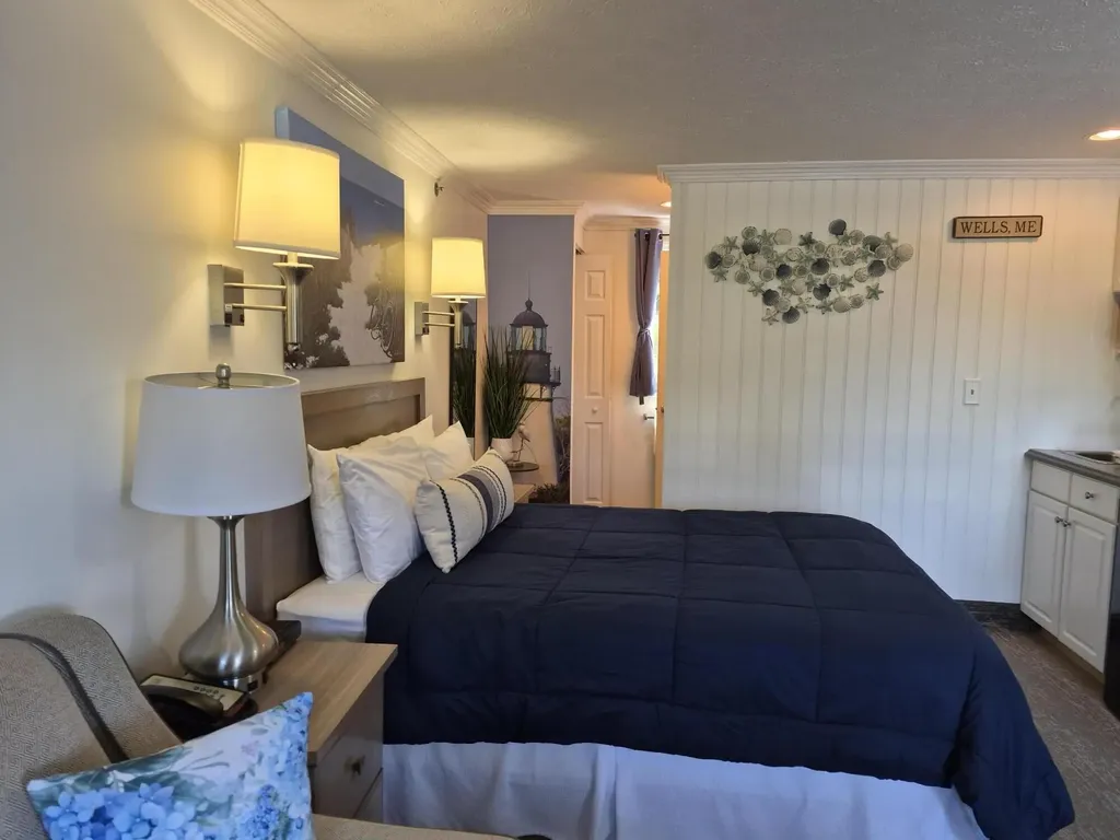 Wells ME, 733 Post Road, Unit 228