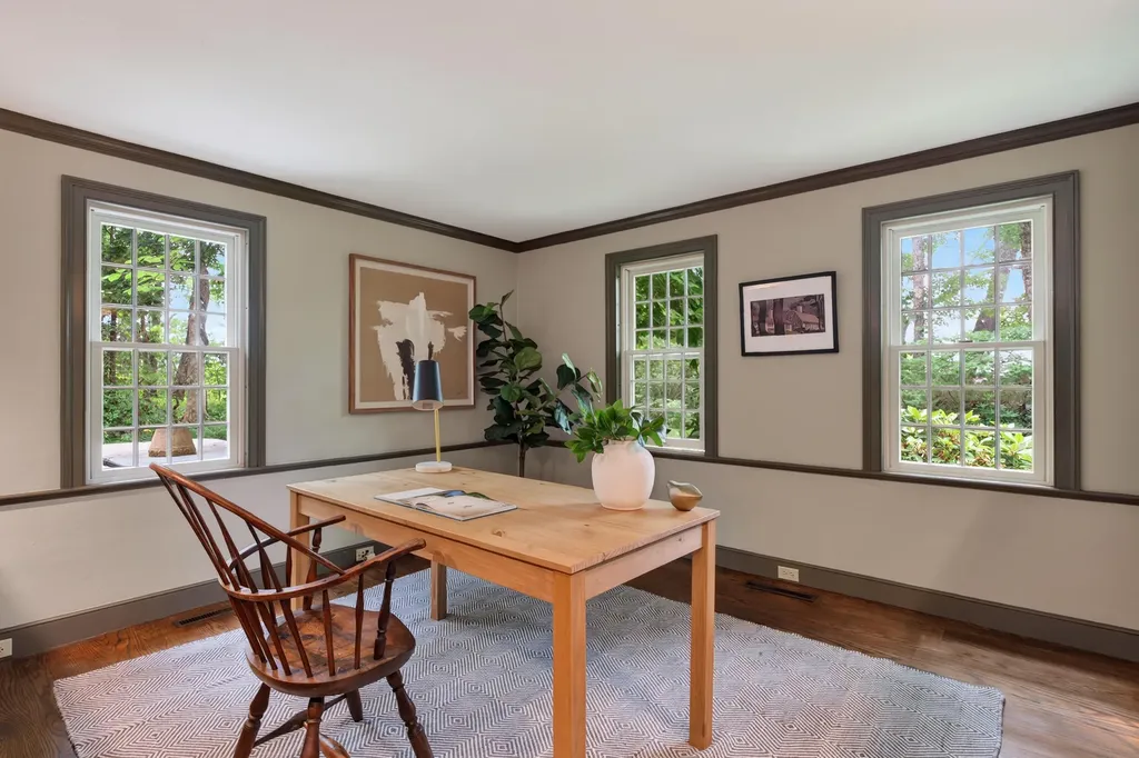 1062 Shore Road Cape Elizabeth ME 04107