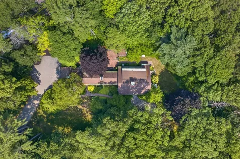 1062 Shore Road Cape Elizabeth ME 04107