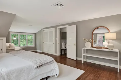 1062 Shore Road Cape Elizabeth ME 04107