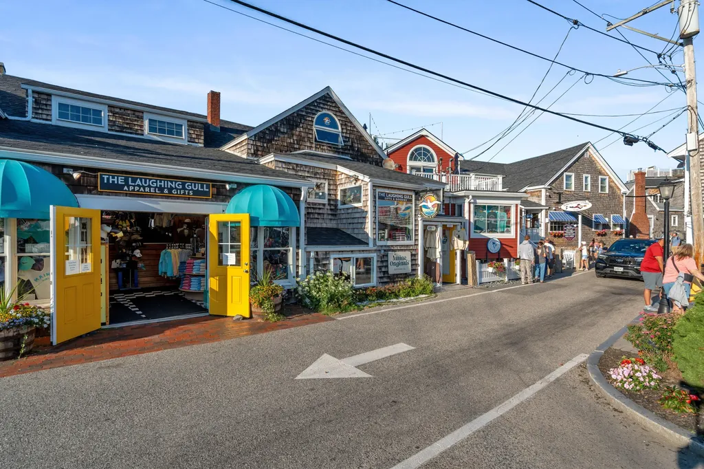 20 Shore Road Ogunquit ME 03907