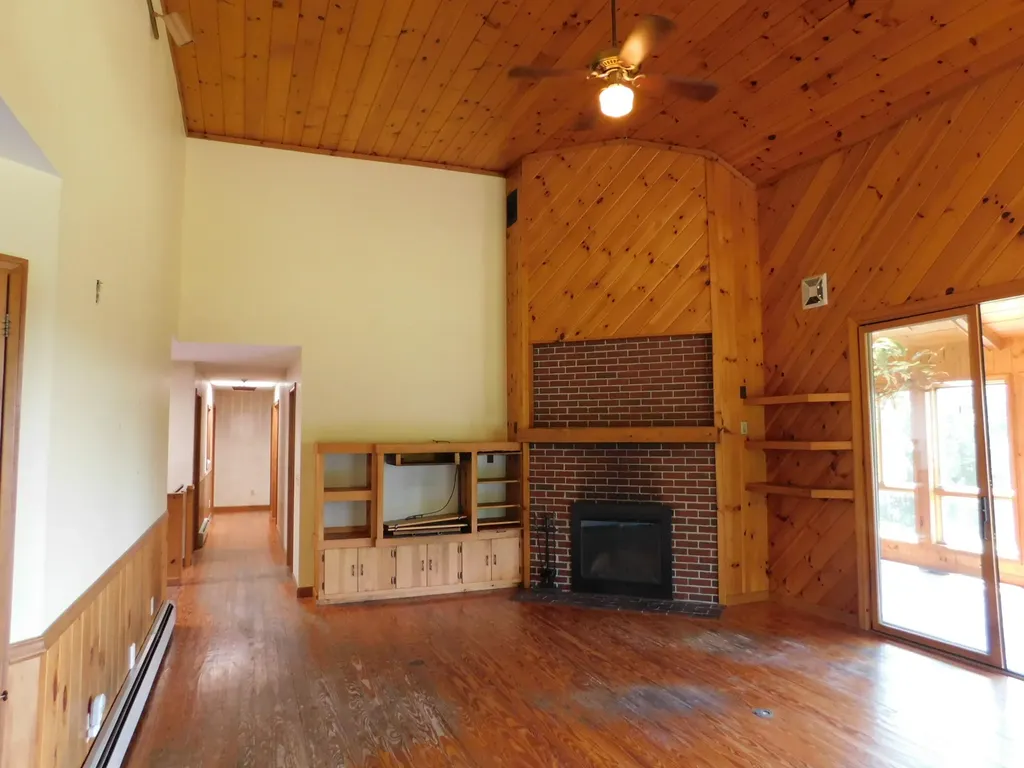 41 Brown Farm Road Solon ME 04979