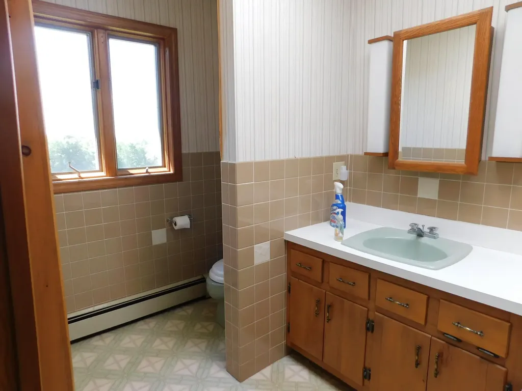 41 Brown Farm Road Solon ME 04979