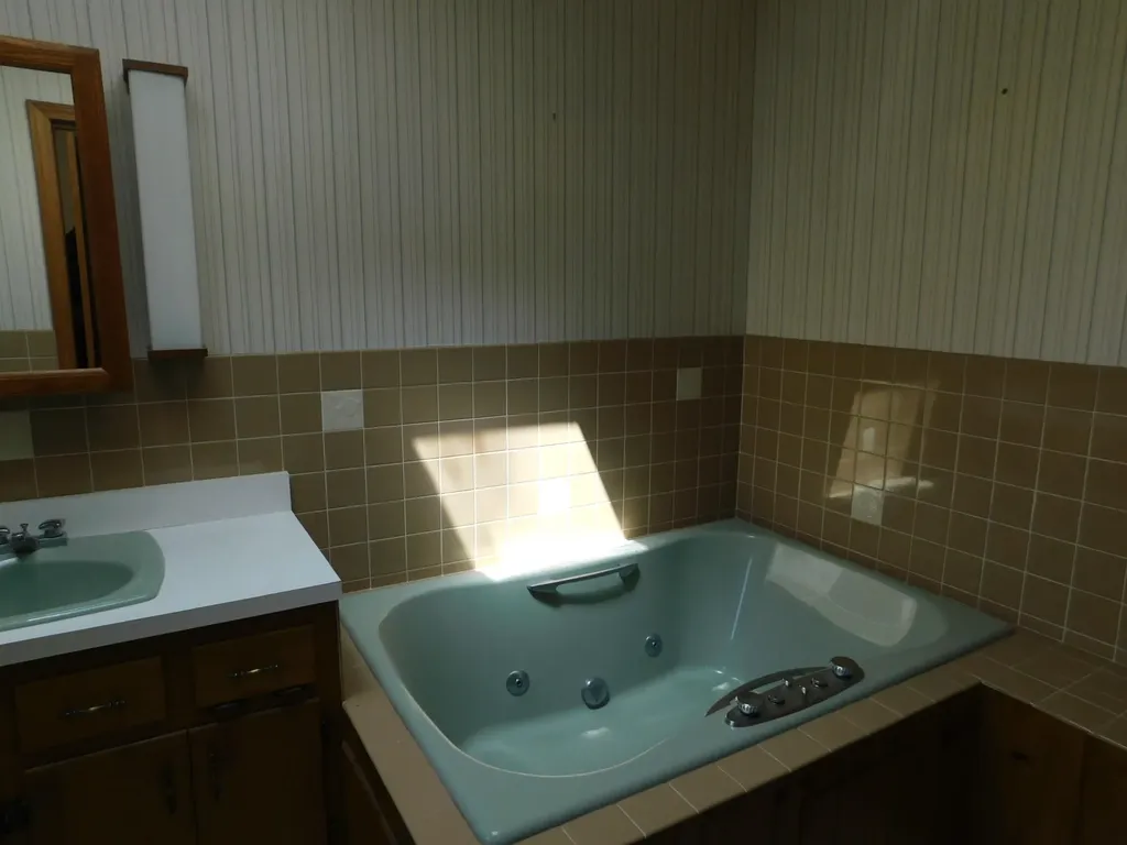 41 Brown Farm Road Solon ME 04979