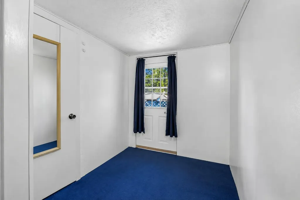 39 Cumberland Avenue Saco ME 04072