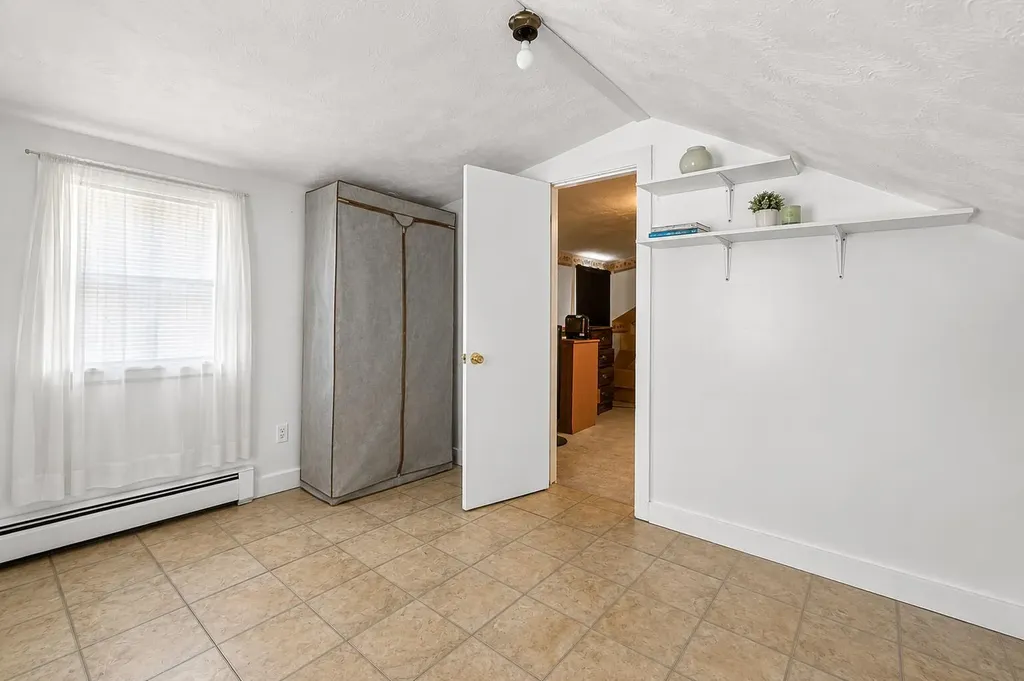 39 Cumberland Avenue Saco ME 04072