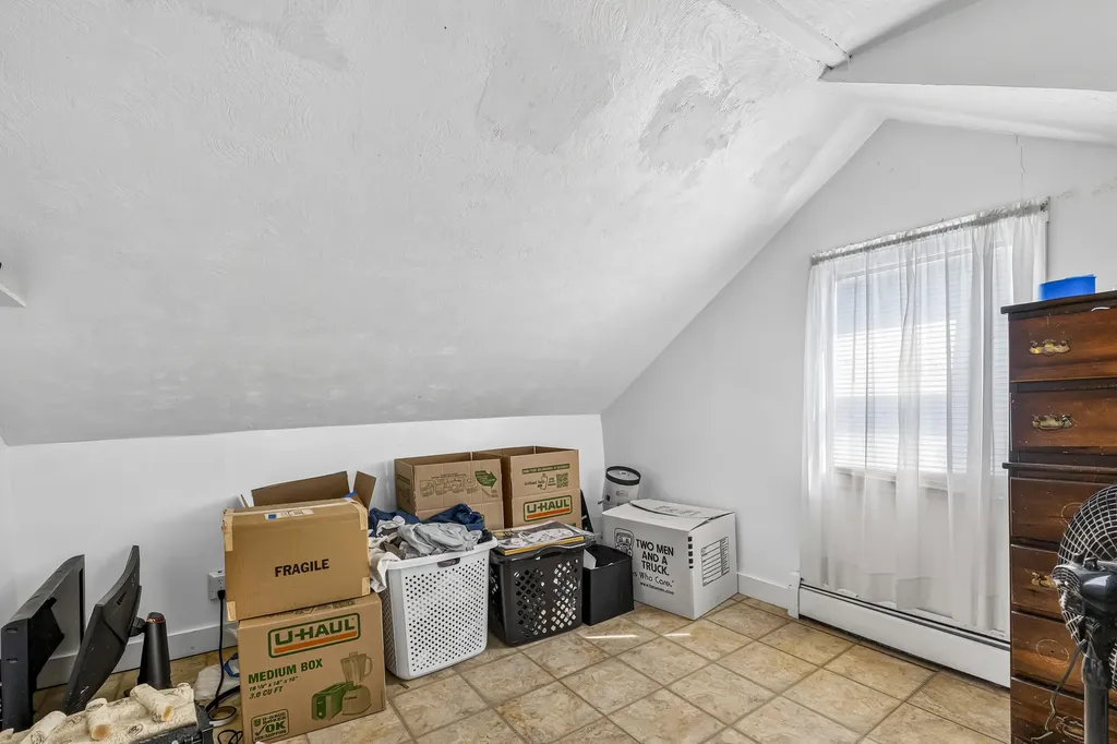 39 Cumberland Avenue Saco ME 04072