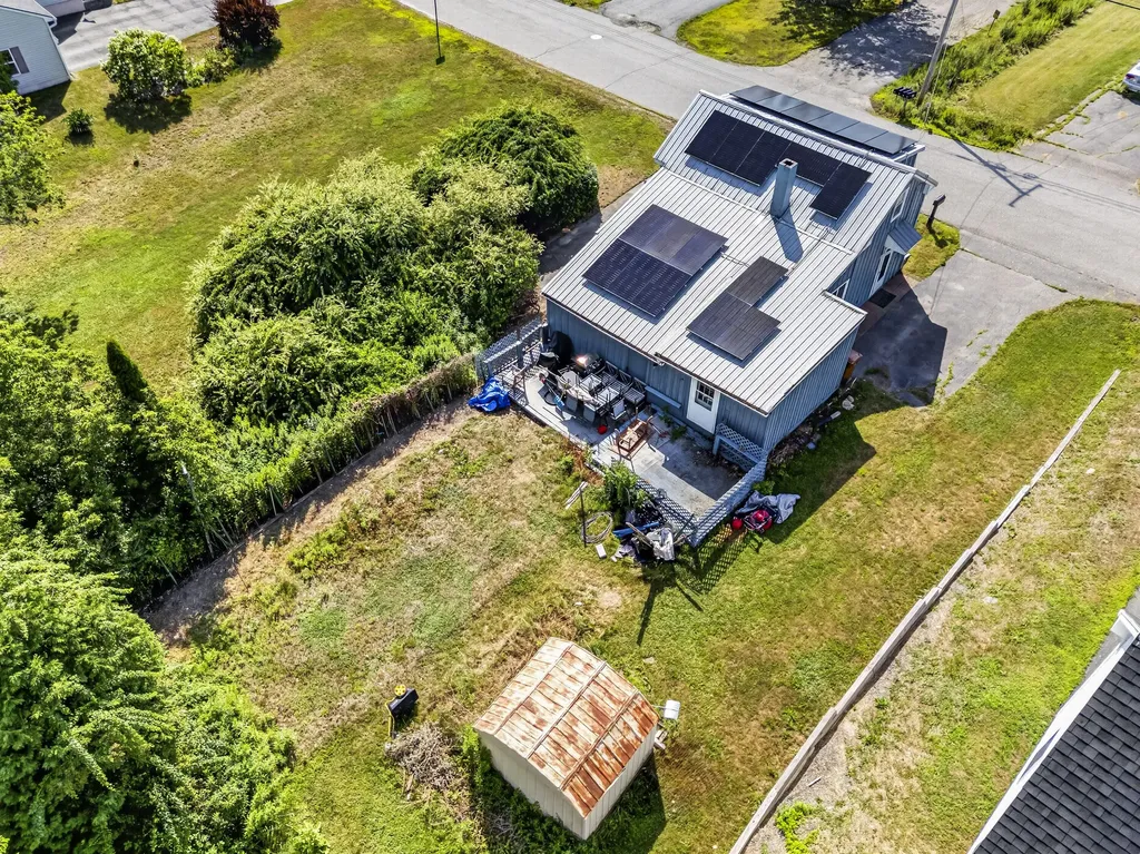 39 Cumberland Avenue Saco ME 04072