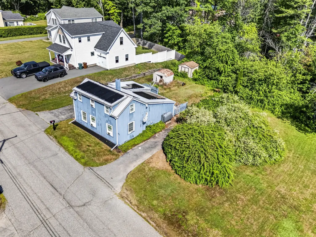 39 Cumberland Avenue Saco ME 04072