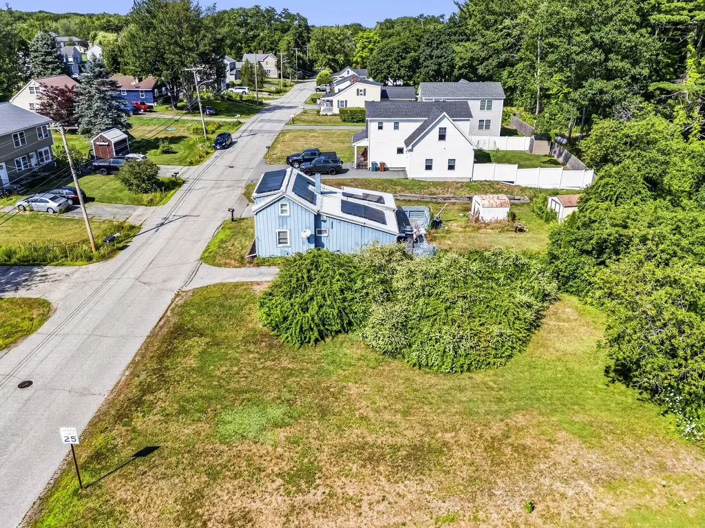 39 Cumberland Avenue Saco ME 04072