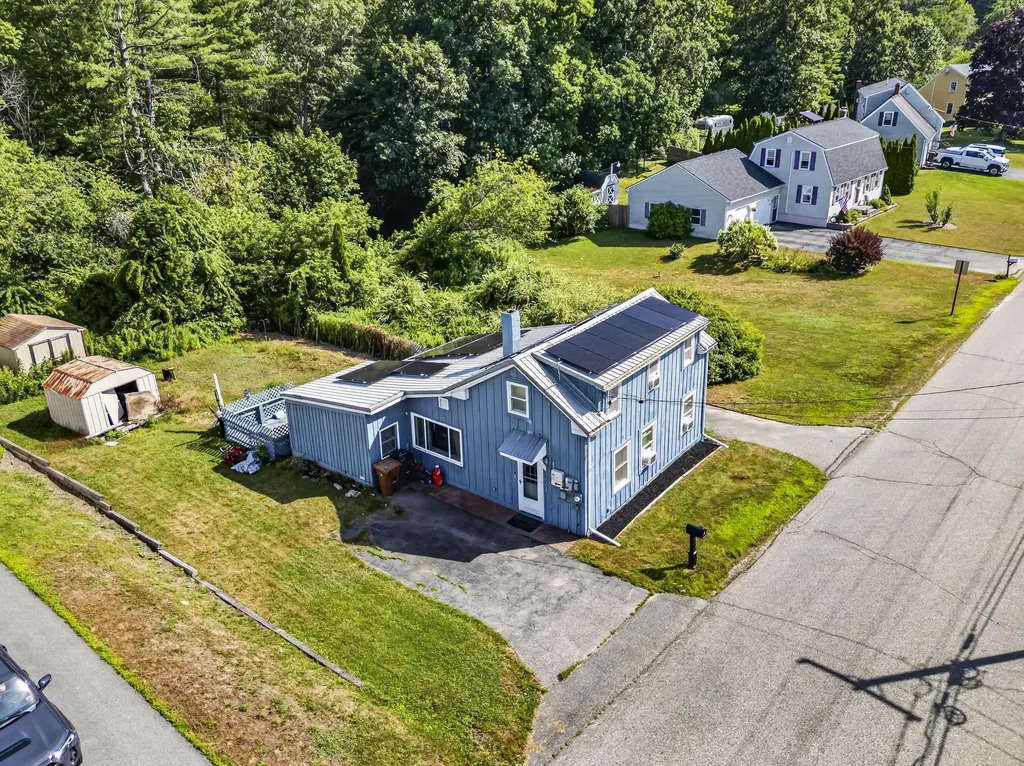 39 Cumberland Avenue Saco ME 04072